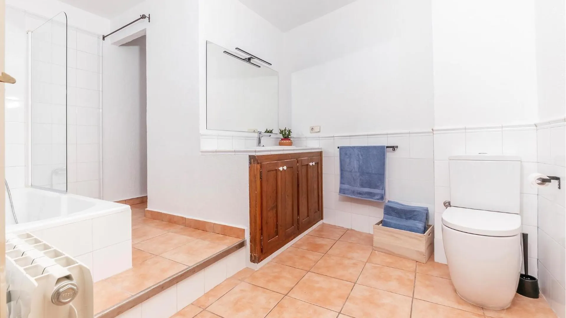 3 Bedroom Amazing Home In Larmentera L'Armentera 0*,